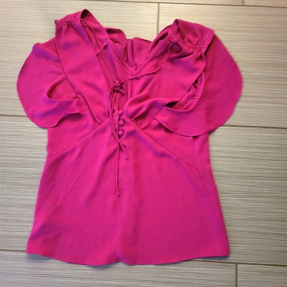 Beatiful summer wimen blouse - Picture 3 of 13